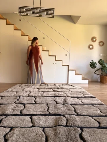 Alfombra marroqui lana relieve negro beige
