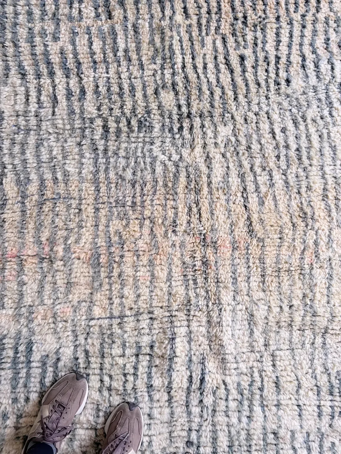 Alfombra vintage líneas azul Rainy 266x166 – Berberian