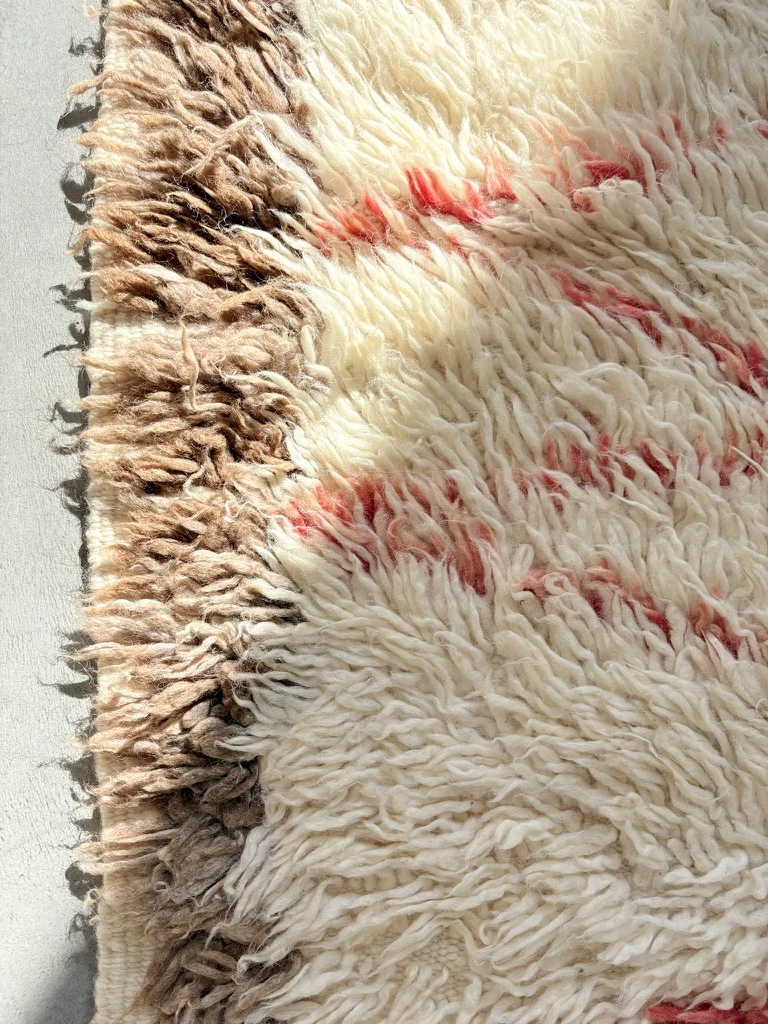 alfombra-beni-ouarain-vintage-de-rombos-rosa_007 Alfombra Beni Ouarain vintage de rombos rosa